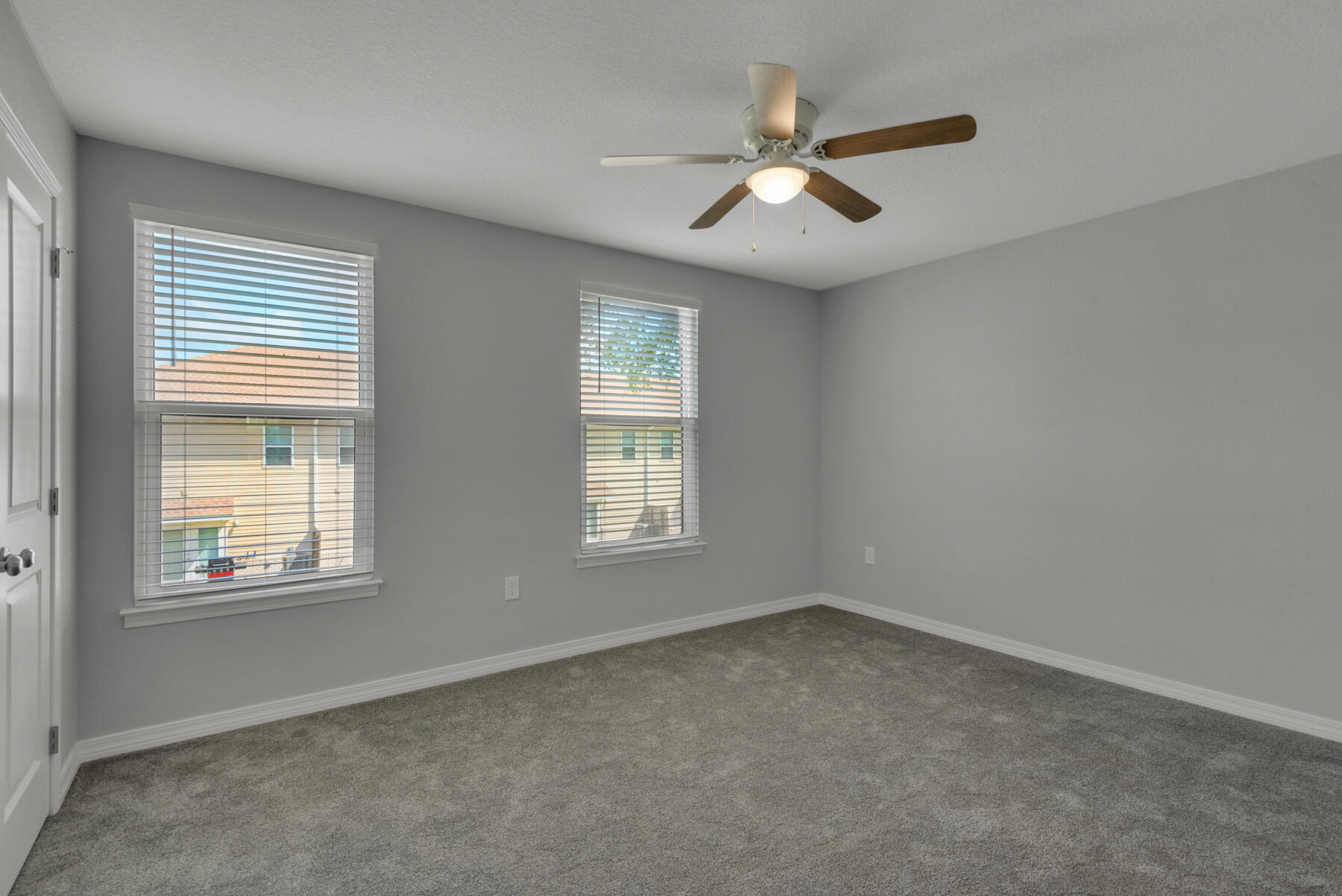 ANASTASIA MANOR T/H - Residential Lease