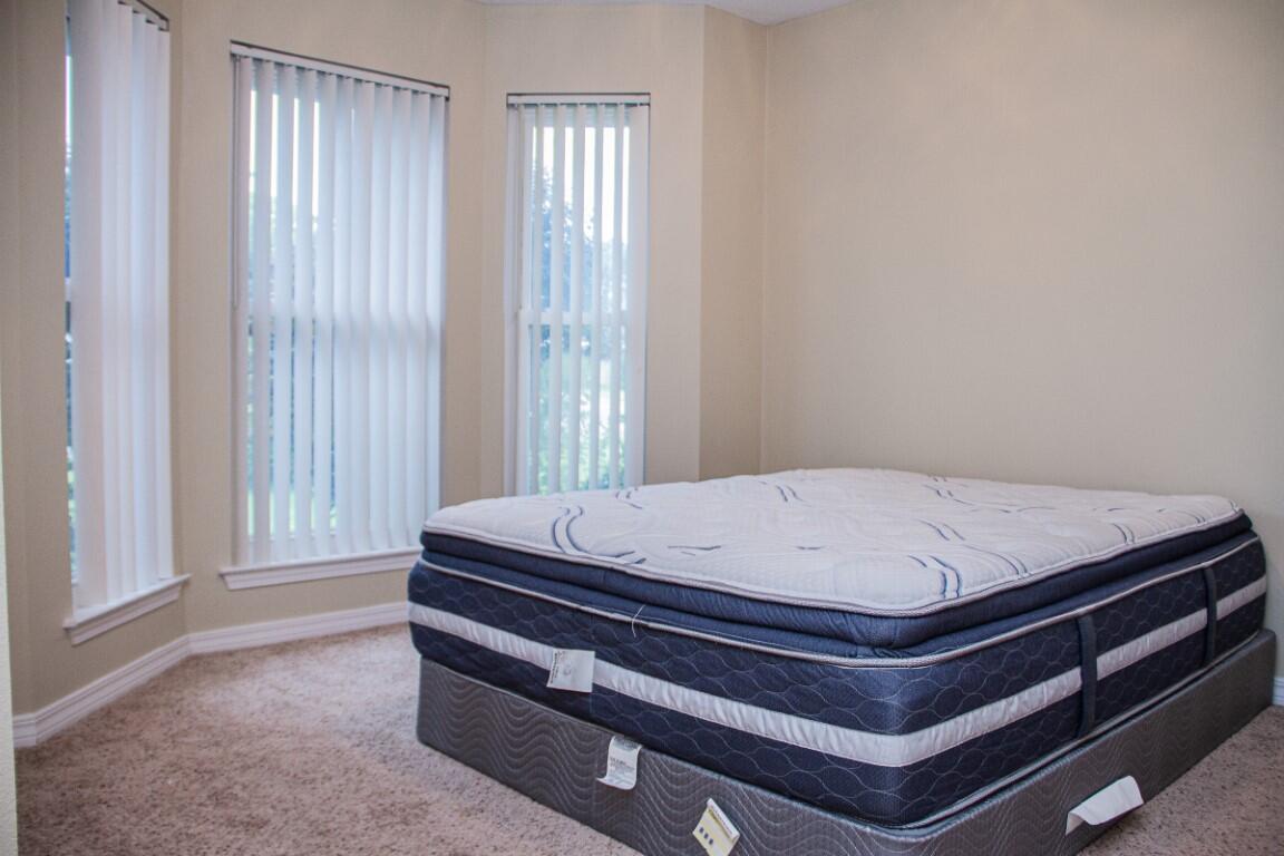 EMERALD VILLAGE S/D - Residential Lease