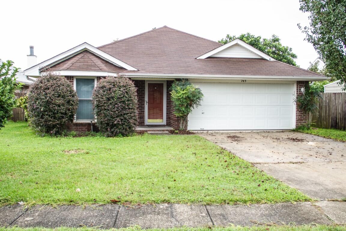 EMERALD VILLAGE S/D - Residential Lease