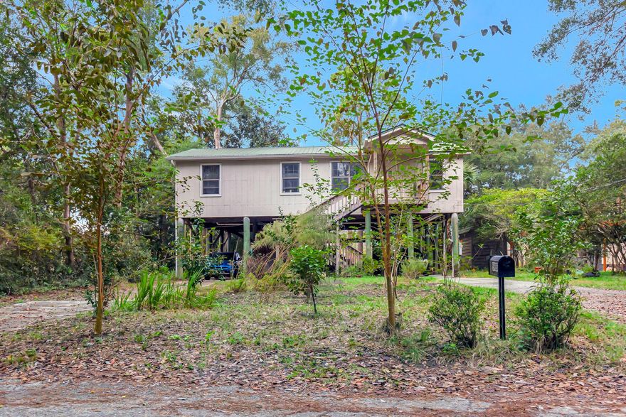 Welcome to this charming 2-bedroom, 2-bathroom house located in the beautiful city of Milton, FL. This cozy home boasts a spacious kitchen with a large island, perfect for entertaining guests or enjoying a quiet meal at home. The large back porch offers stunning views of the water, providing a serene and peaceful atmosphere. The property also features a garden tub, ideal for relaxing after a long day. With a generous lot size, there is plenty of space for outdoor activities and gardening. Don't miss out on the opportunity to make this lovely house your new home. Contact us today to schedule a viewing. Call 850-729-0399 View rental requirements or apply at www.RentwithBSR.com

No smoking or vaping. pets may be allowed with some restriction and a $400 non-refundable pet fee.

FEES: $50 per adult 18+ application fee, Landlord Liability Policy (if proof of Renter's coverage is not provided) $15 mo, Pest Assurance pest control policy $20 mo.