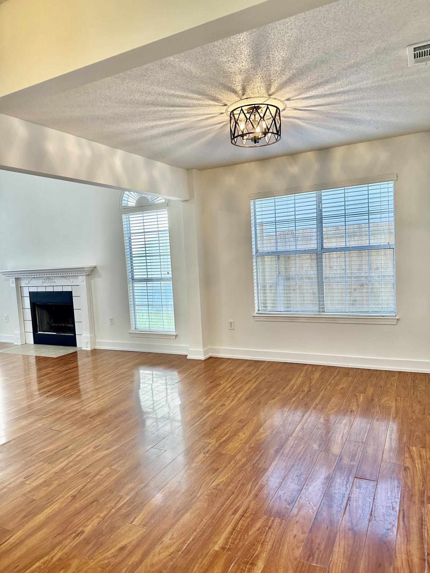 BROOKWOOD - Residential