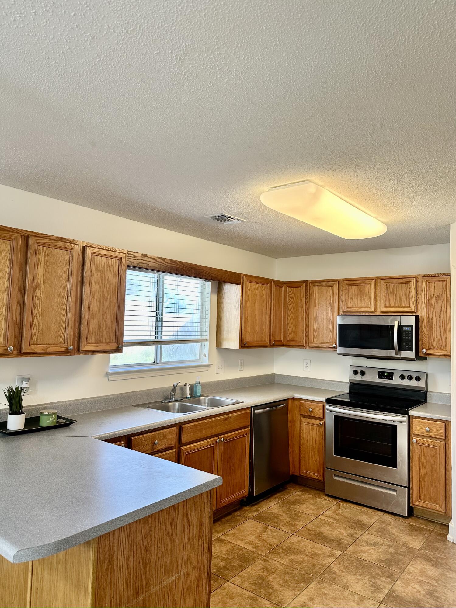 BROOKWOOD - Residential
