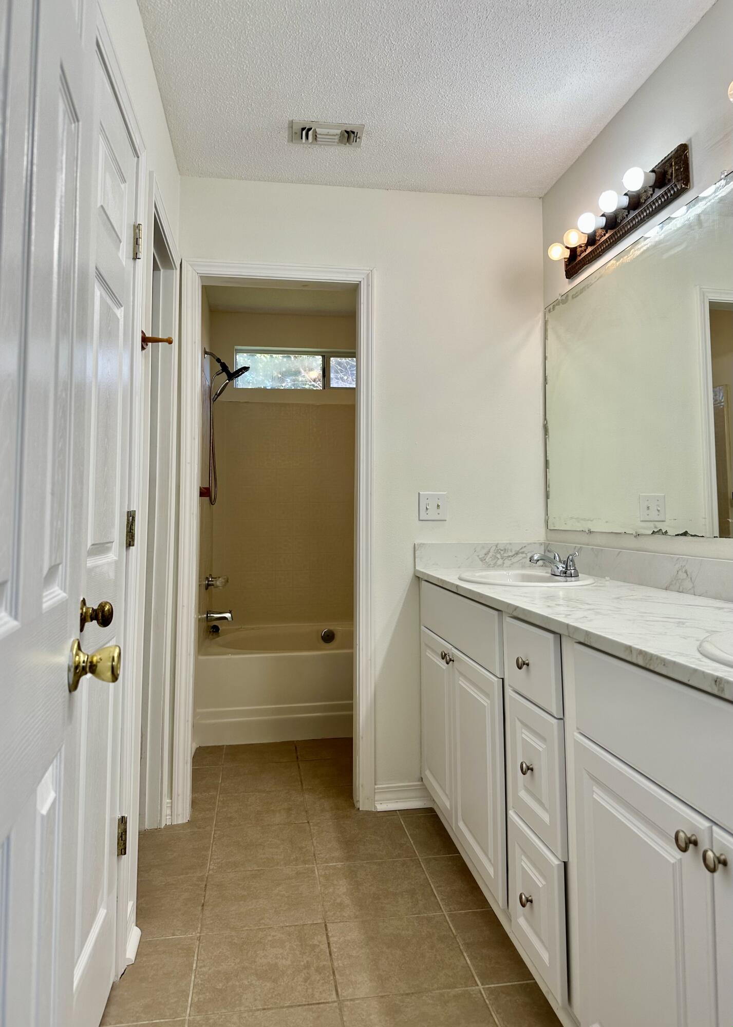 BROOKWOOD - Residential