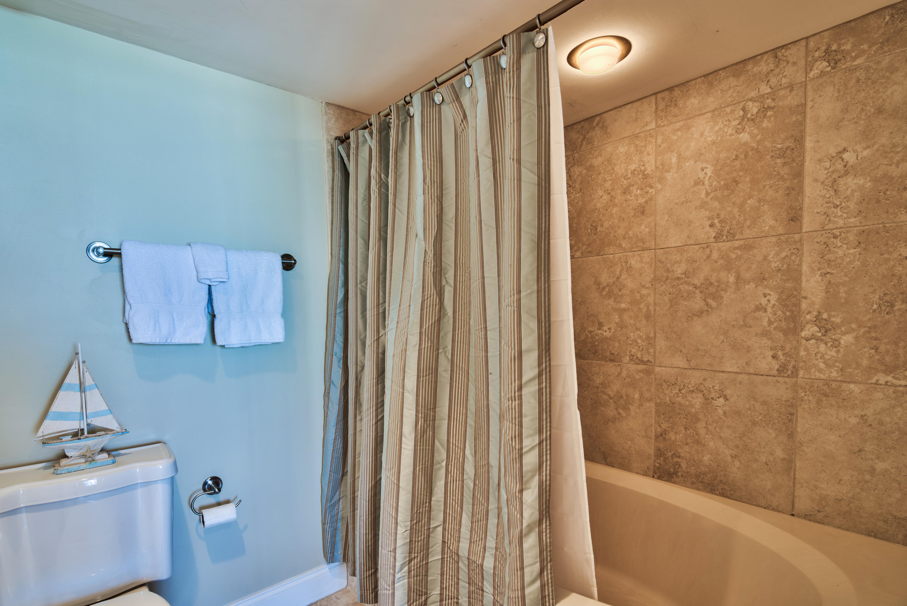 BEACHSIDE 2 CONDO - Residential