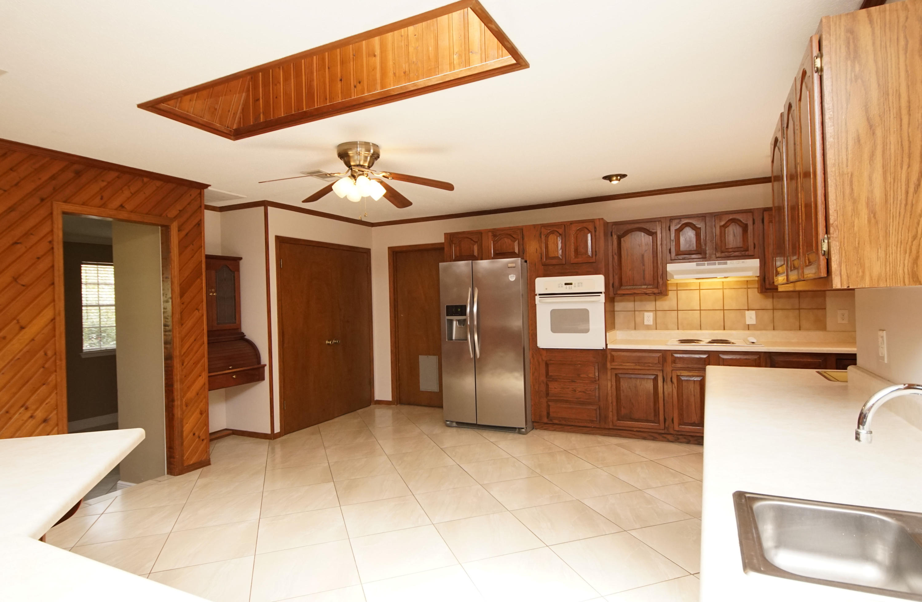 LAKE LORRAINE ESTATES 1 - Residential