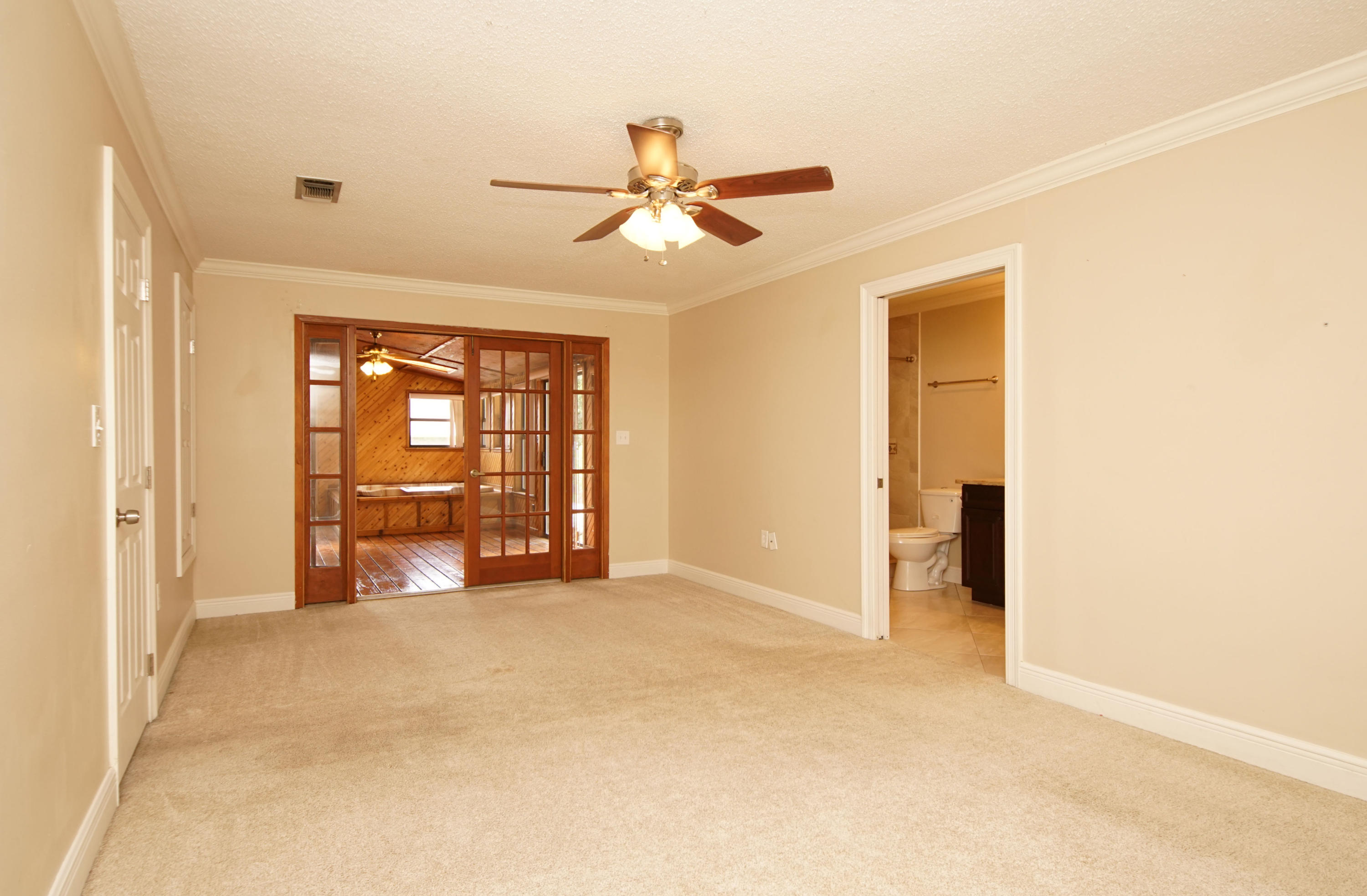 LAKE LORRAINE ESTATES 1 - Residential