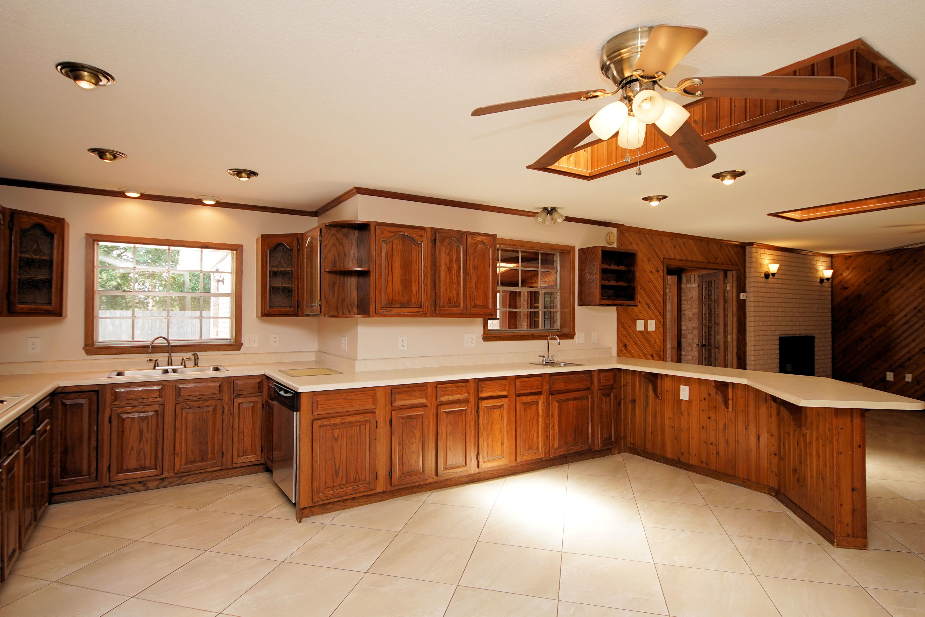 LAKE LORRAINE ESTATES 1 - Residential