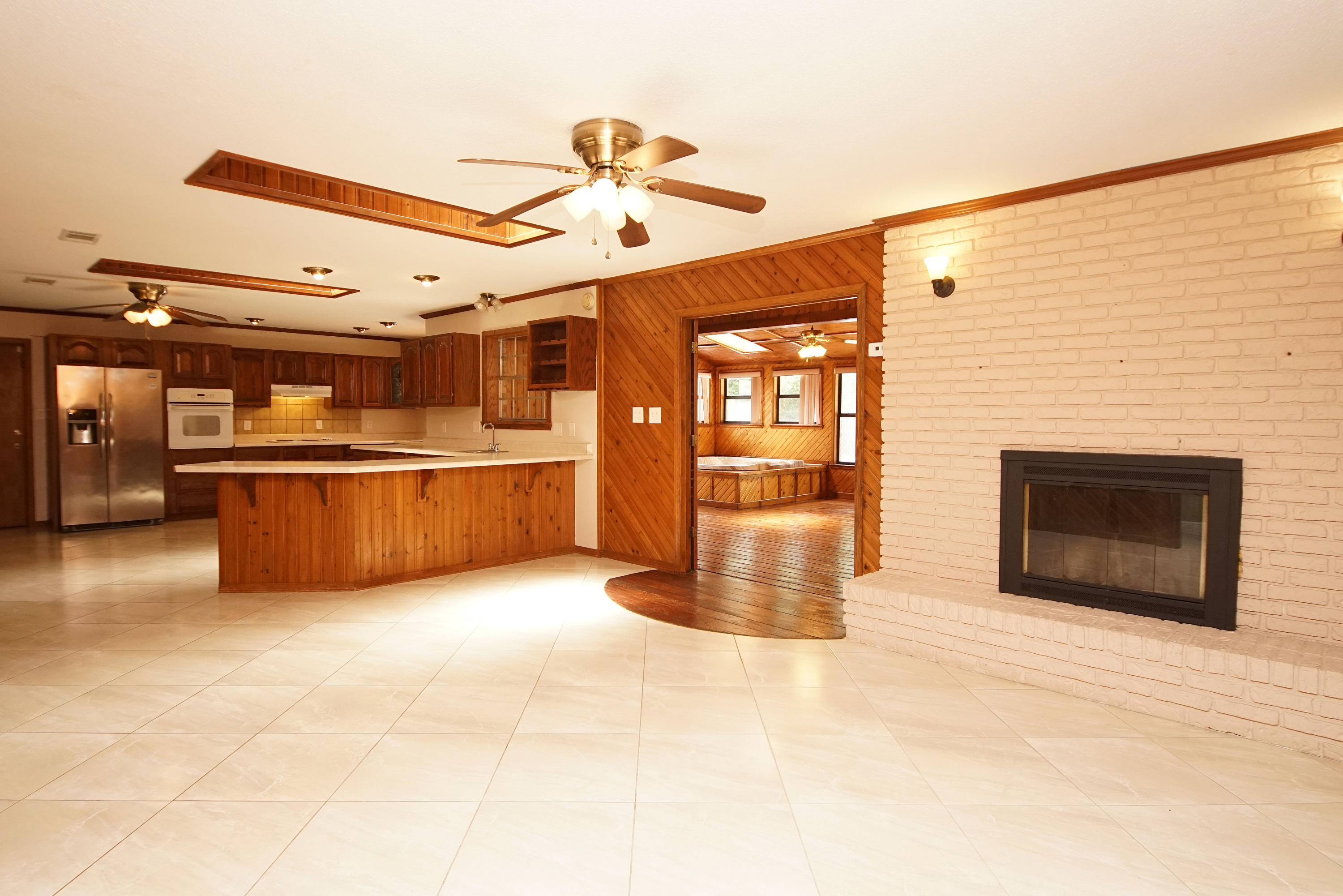 LAKE LORRAINE ESTATES 1 - Residential