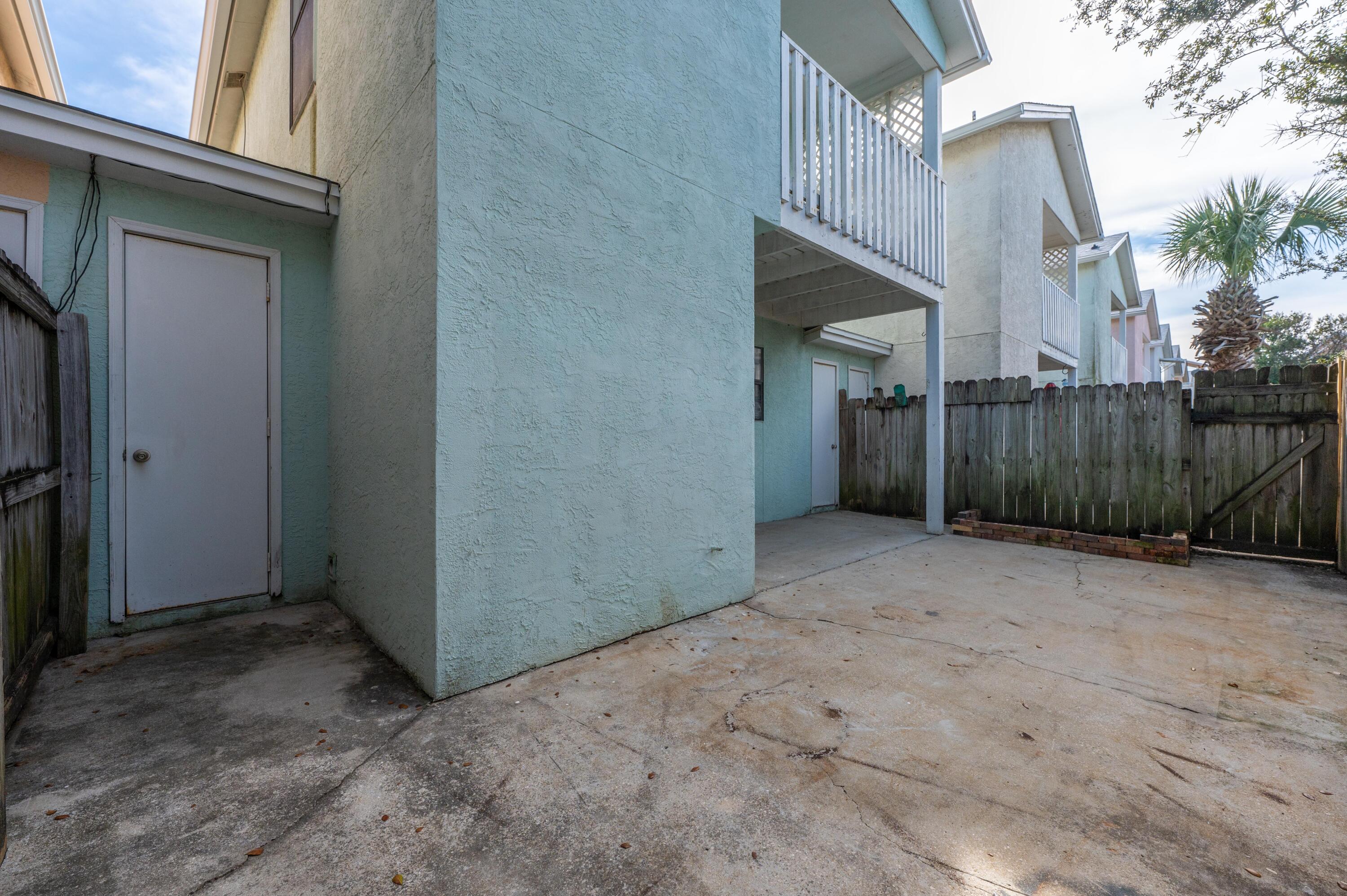 SAND CASTLES WEST 3 CONDO - Residential
