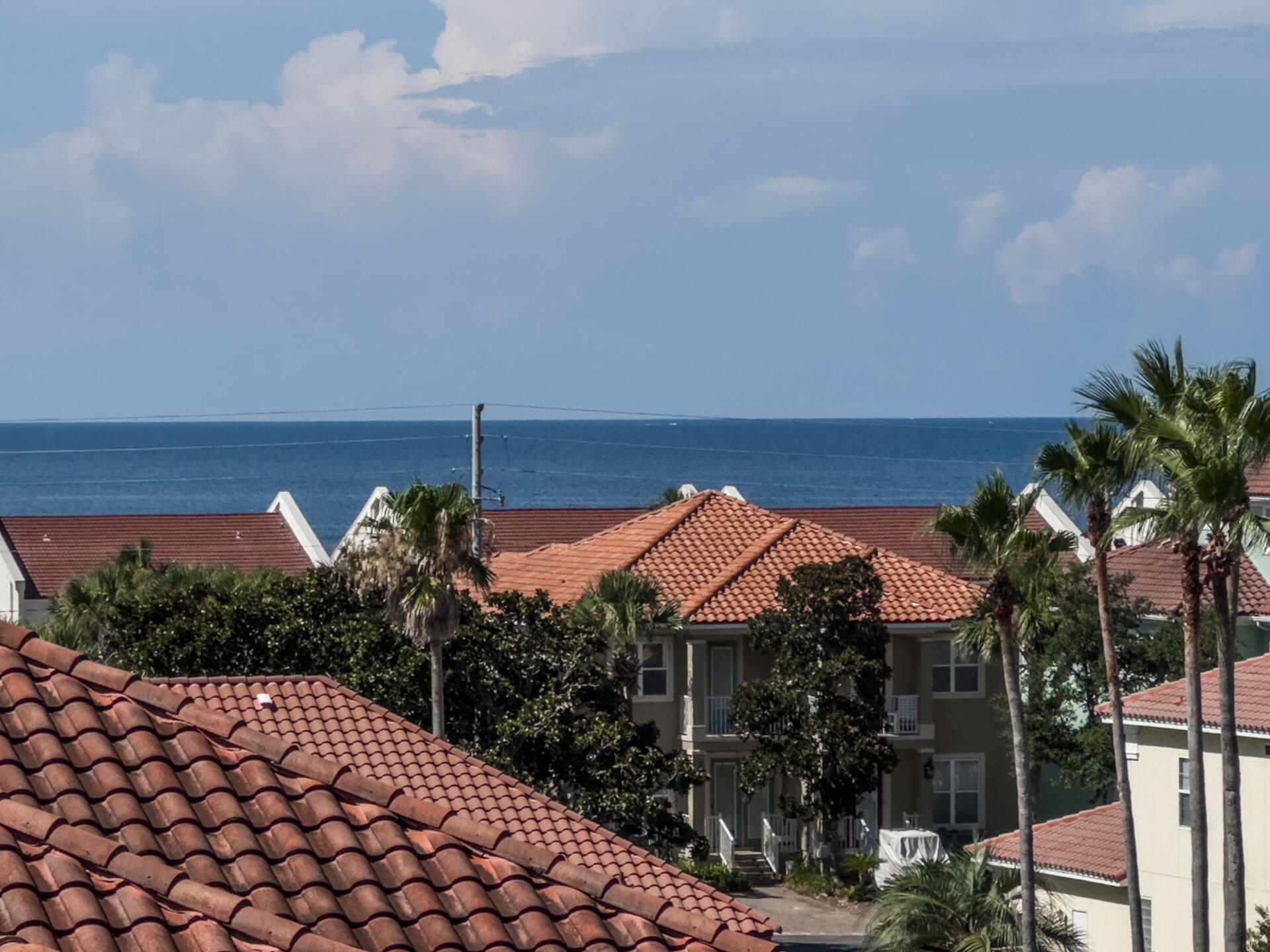 LA VALENCIA BEACH RESORT - Residential