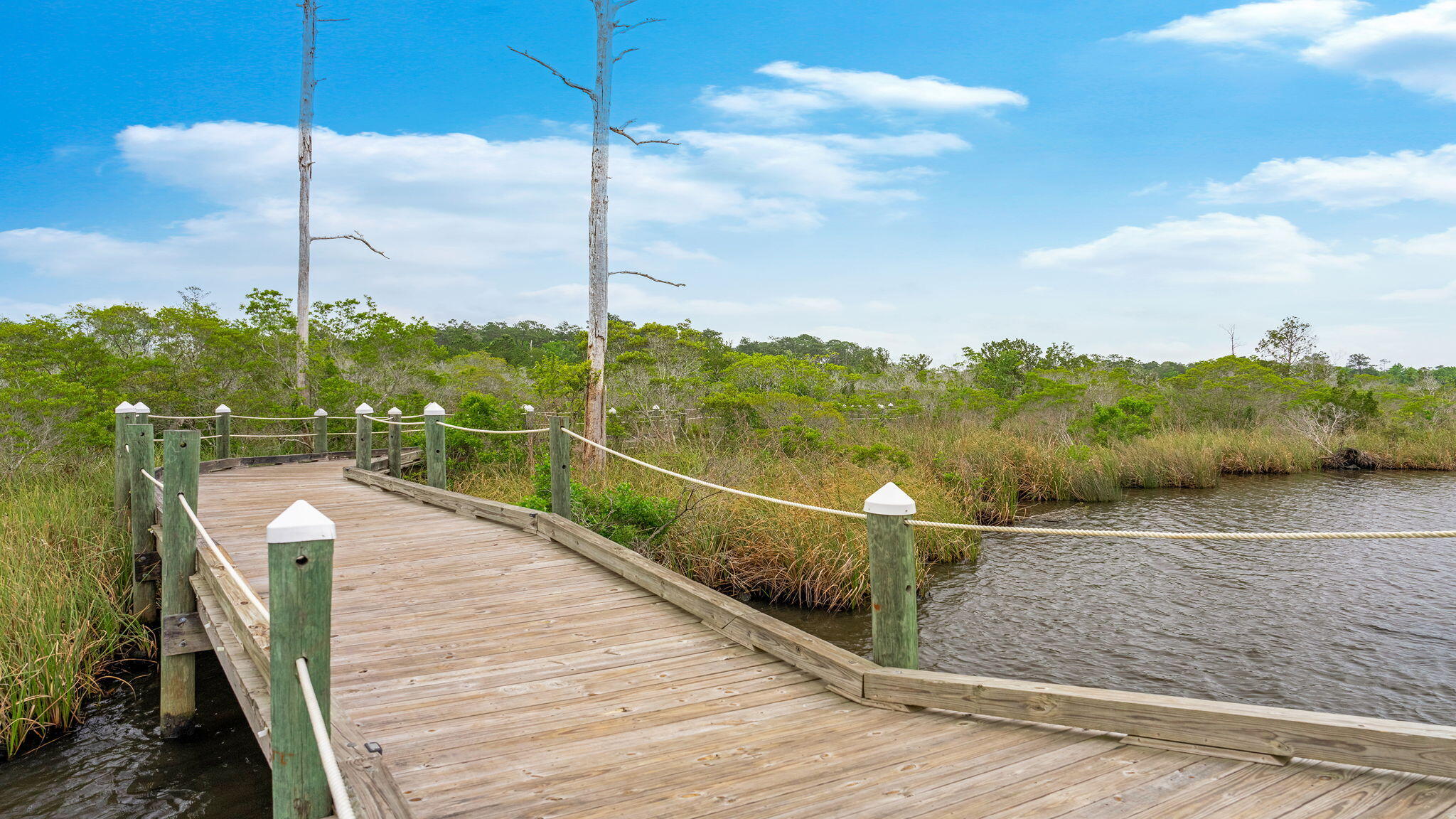 RIVERWALK PH I - Residential Lease
