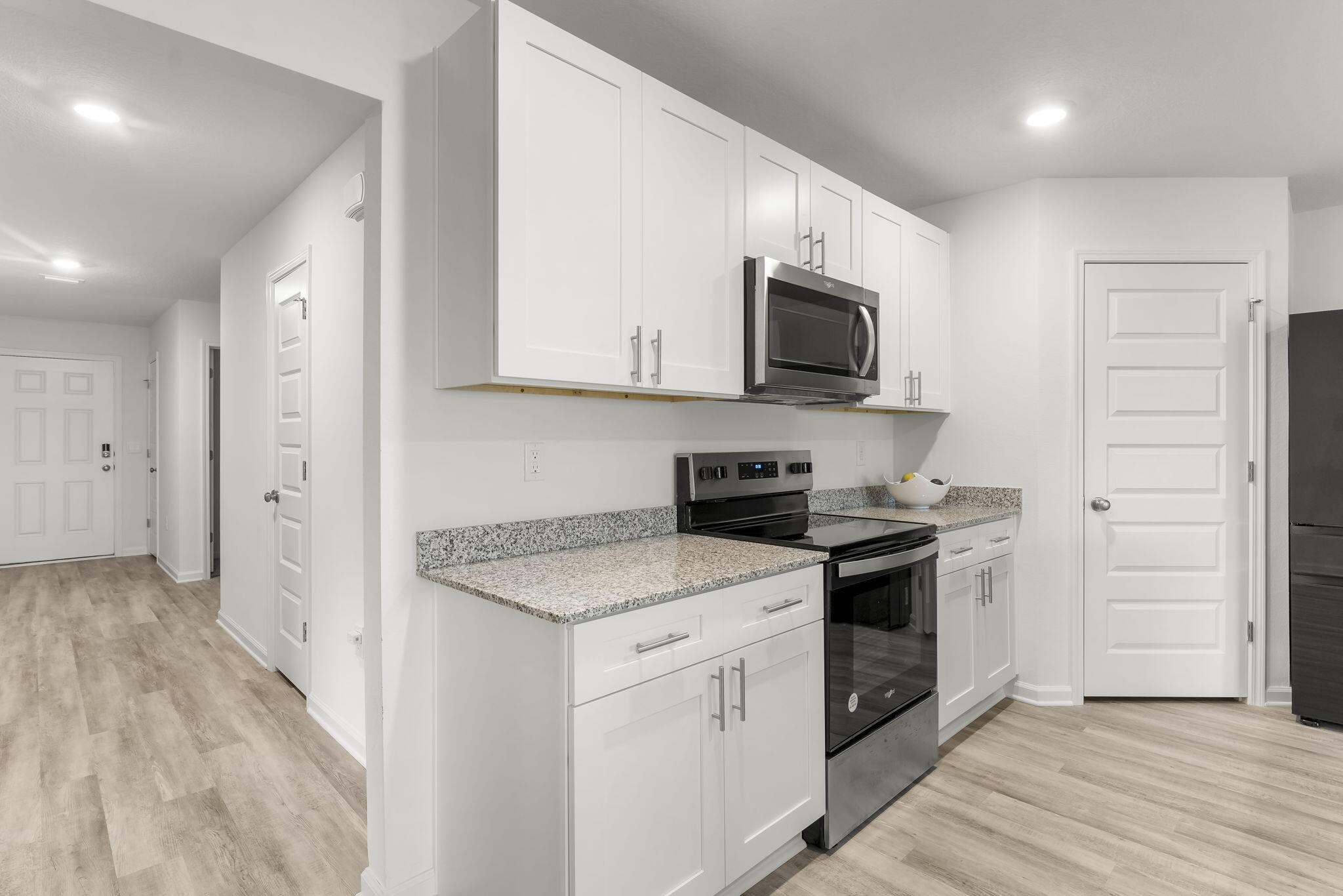 RIVERWALK PH I - Residential Lease