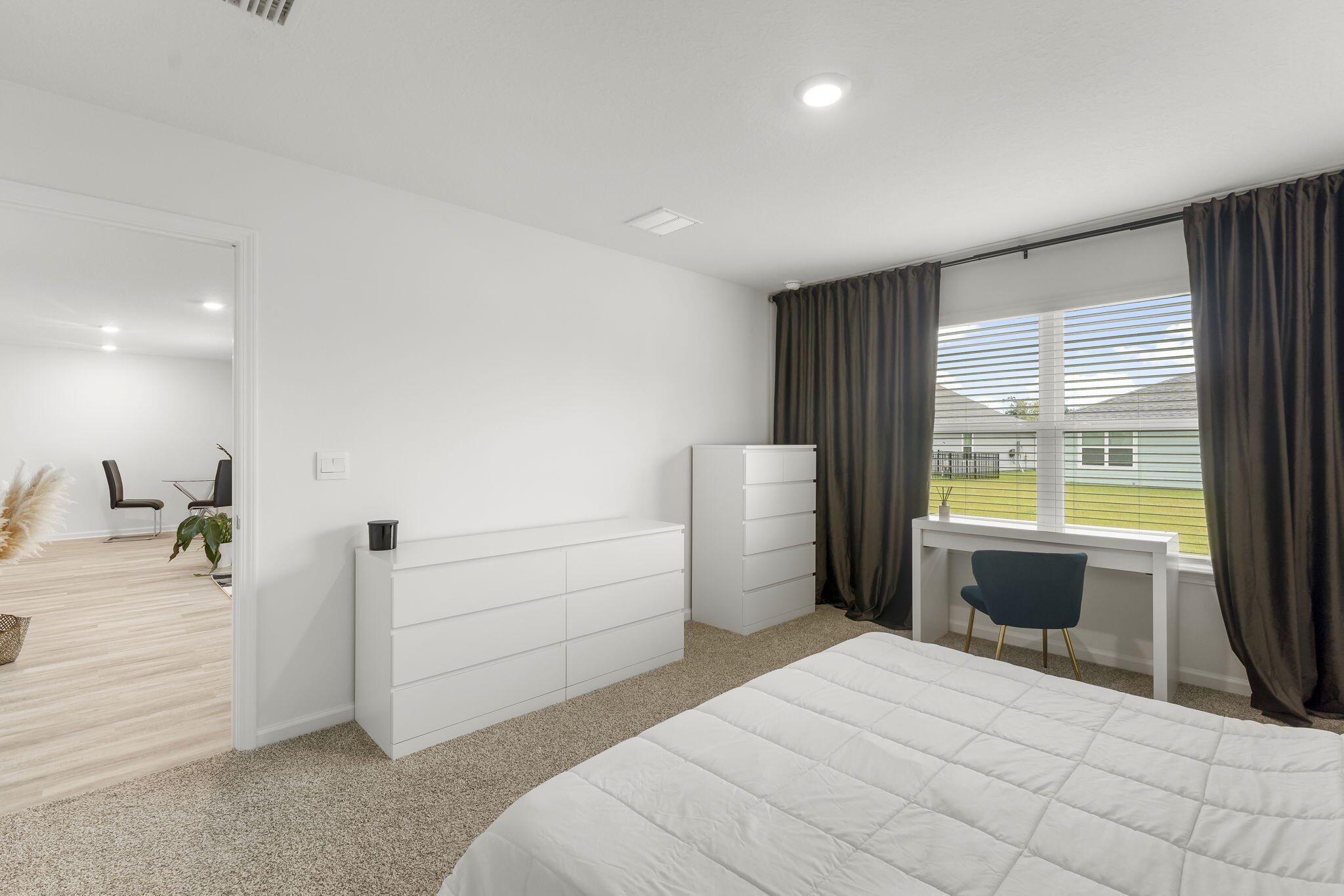 RIVERWALK PH I - Residential Lease