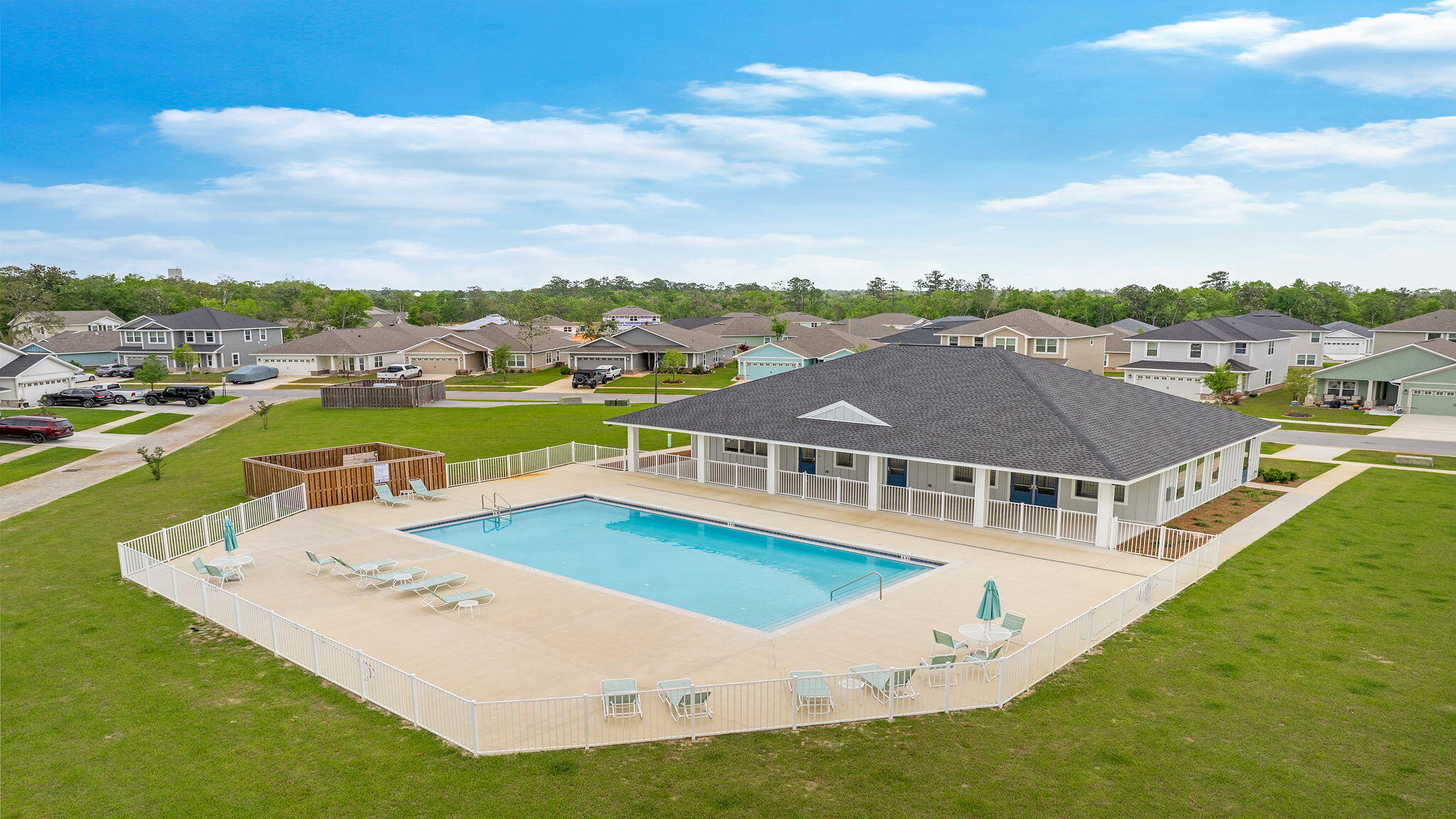 RIVERWALK PH I - Residential Lease