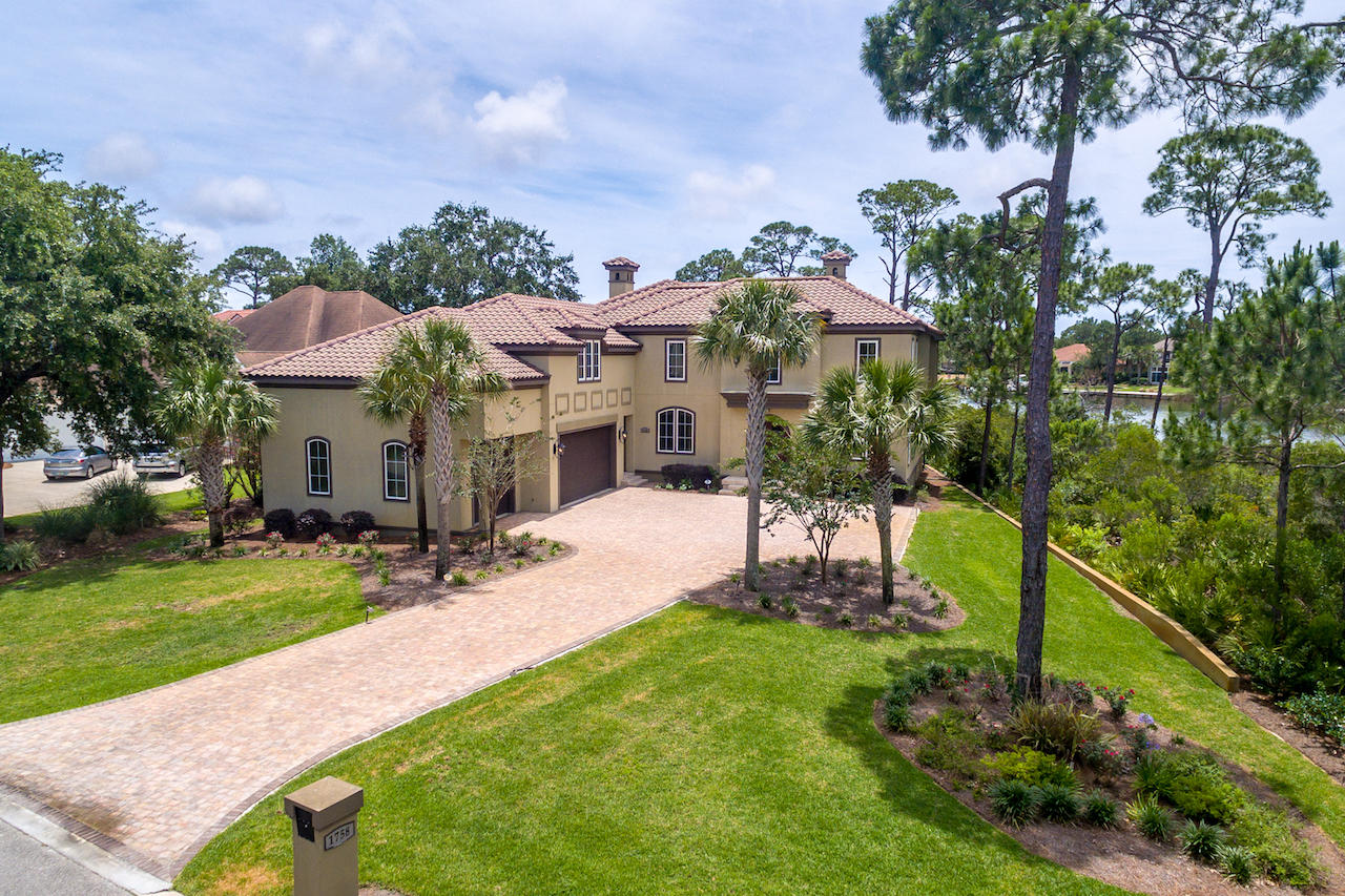 DRIFTWOOD ESTATES - Residential