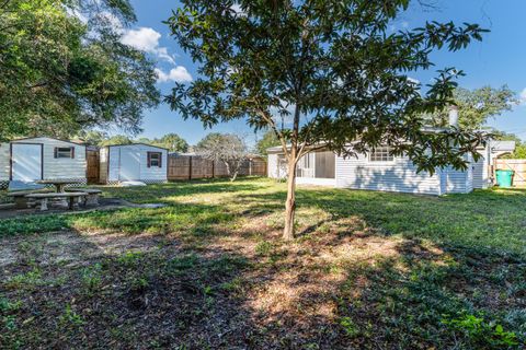 A home in Fort Walton Beach