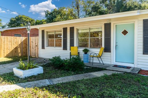 A home in Fort Walton Beach