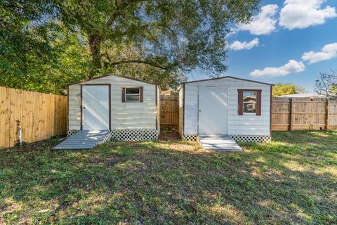 A home in Fort Walton Beach