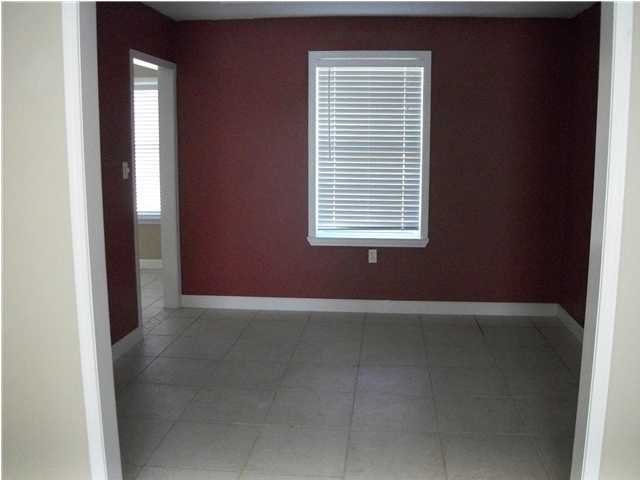 MARY ESTHER MANOR - Residential Lease