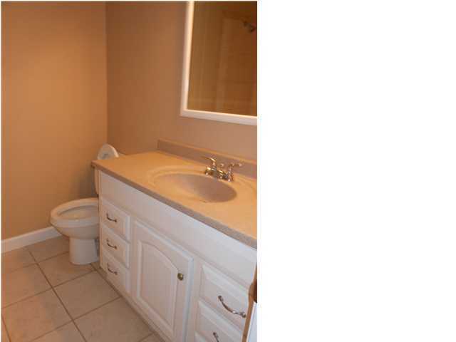 MARY ESTHER MANOR - Residential Lease