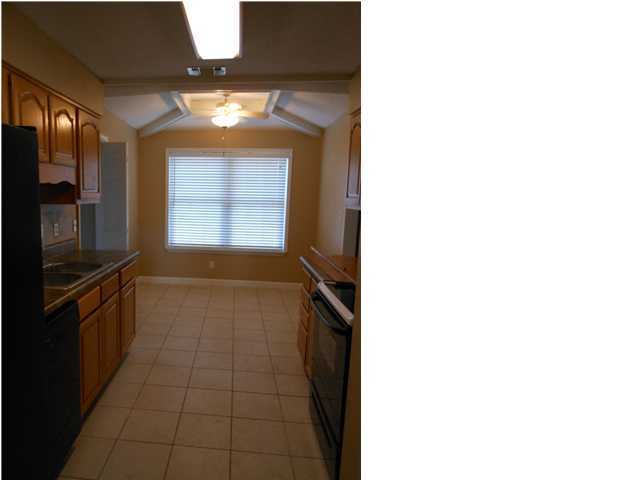 MARY ESTHER MANOR - Residential Lease