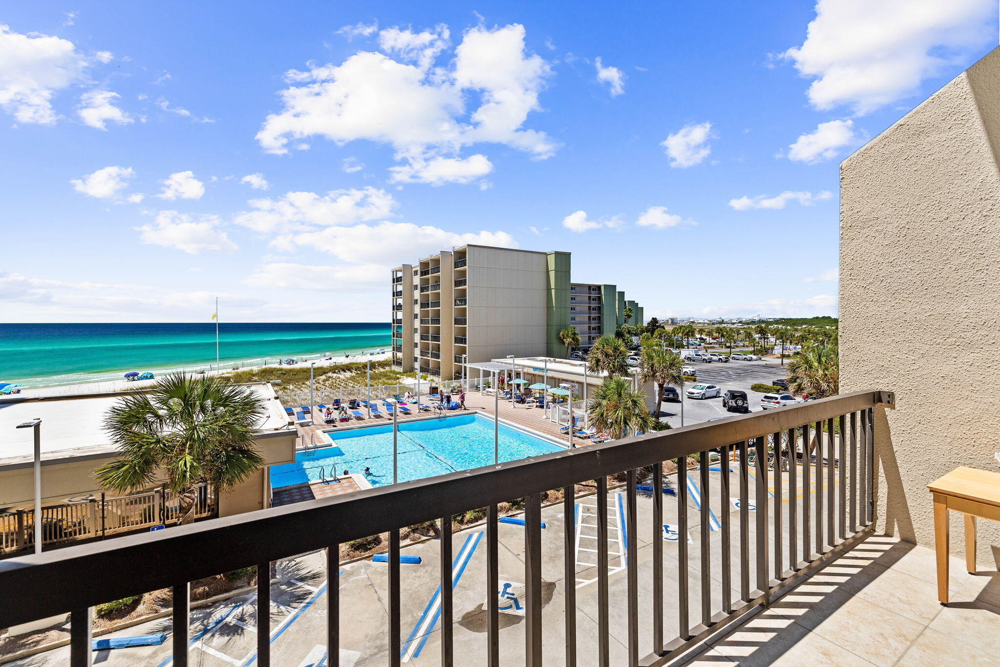 PINNACLE PORT - Residential