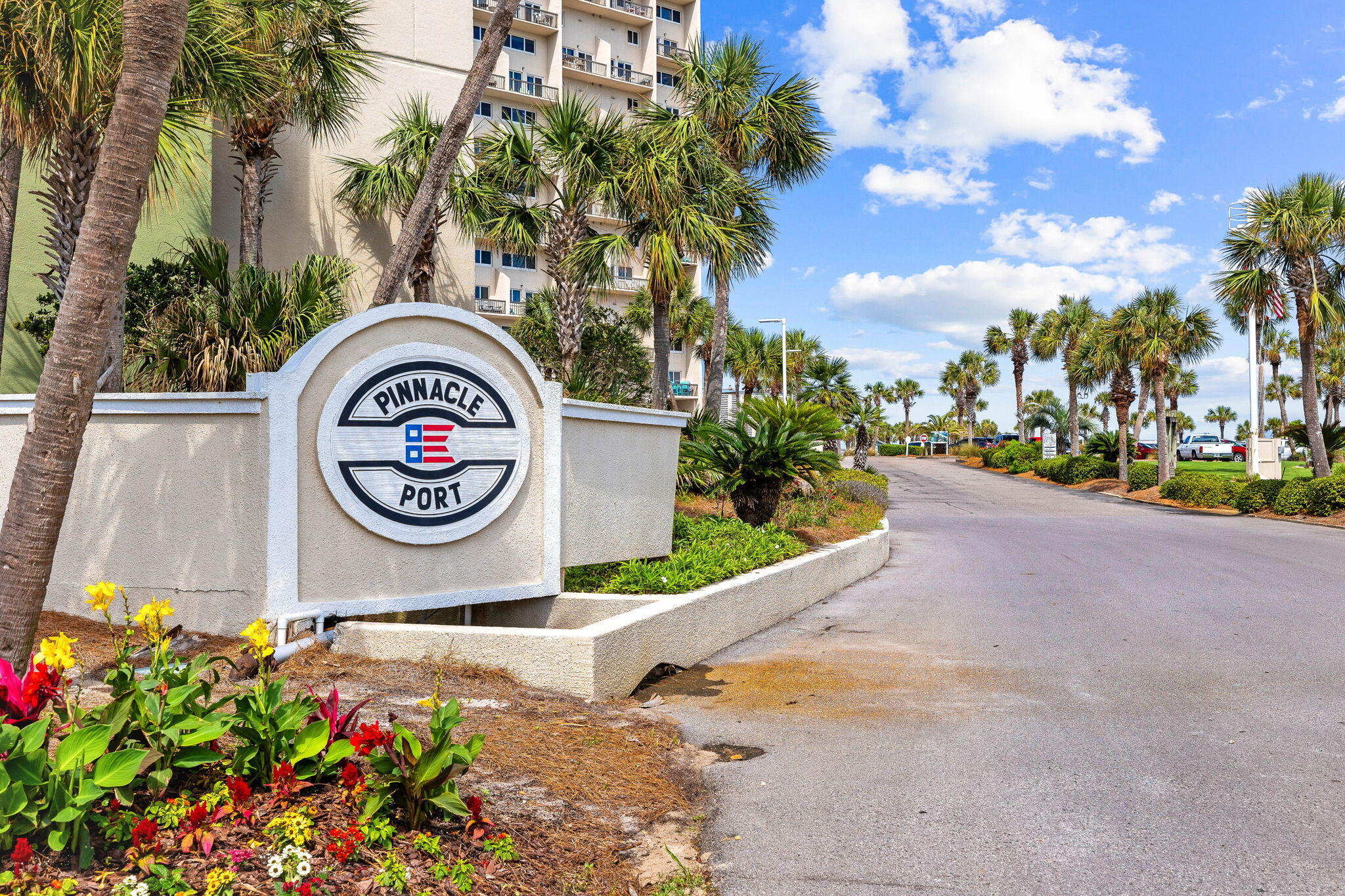 PINNACLE PORT - Residential