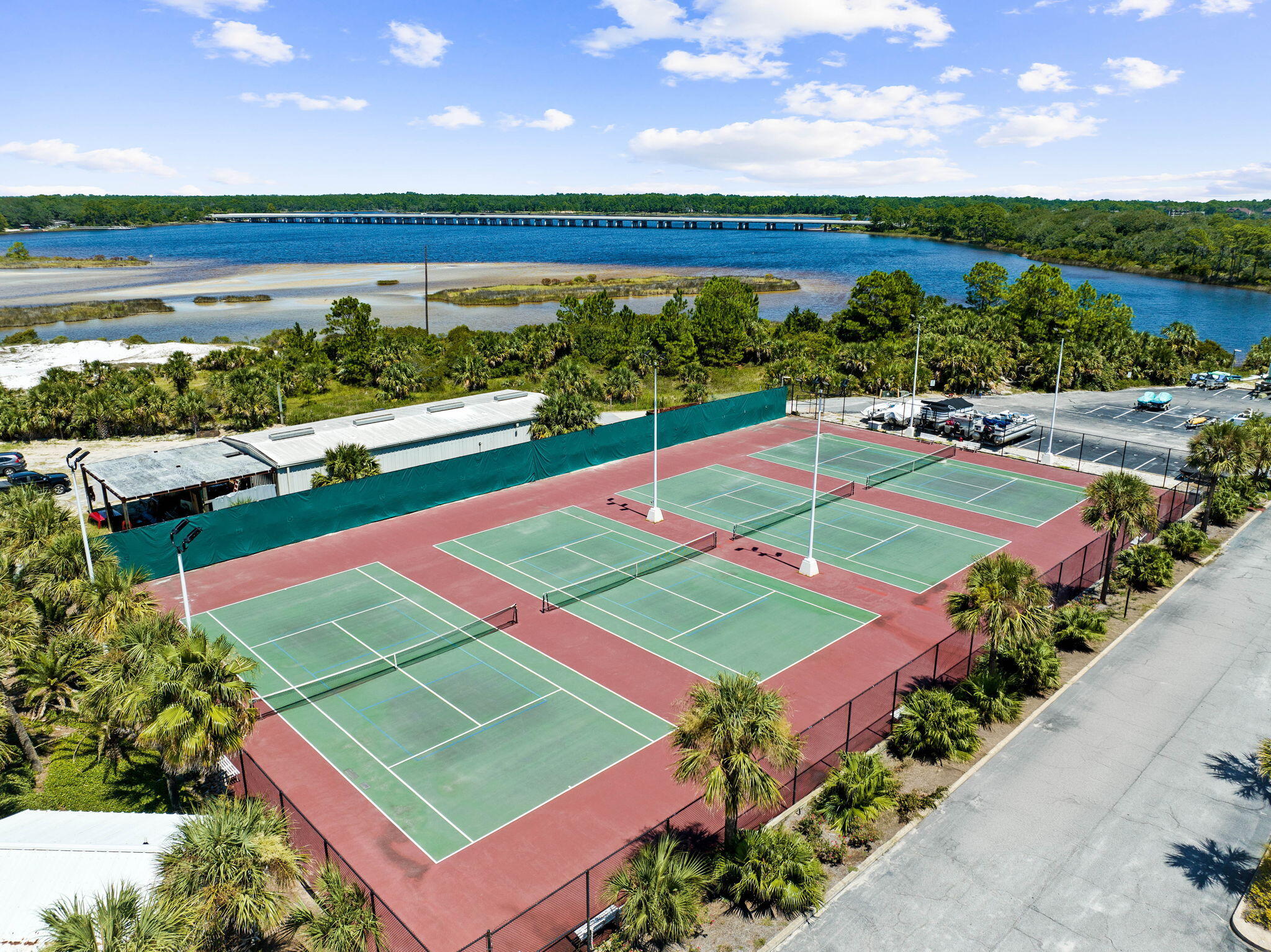 PINNACLE PORT - Residential