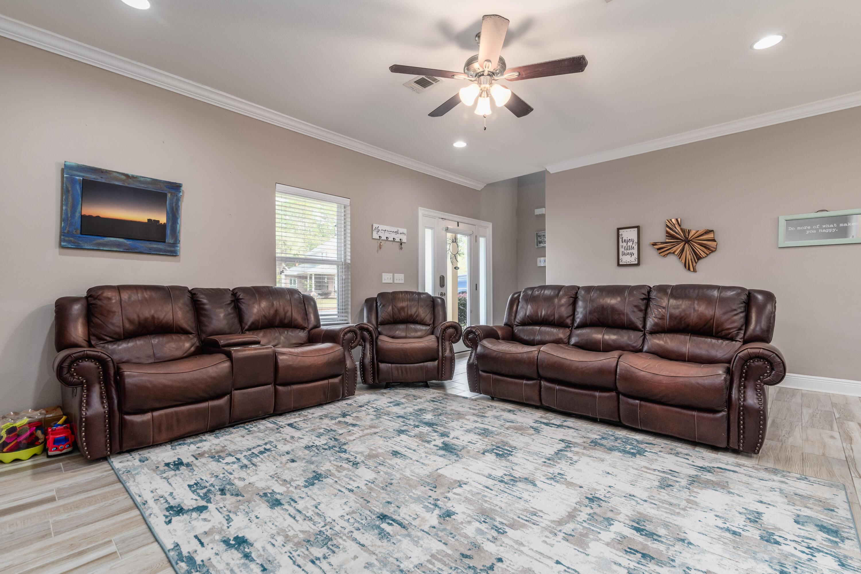 MAGNOLIA HARBOR - Residential