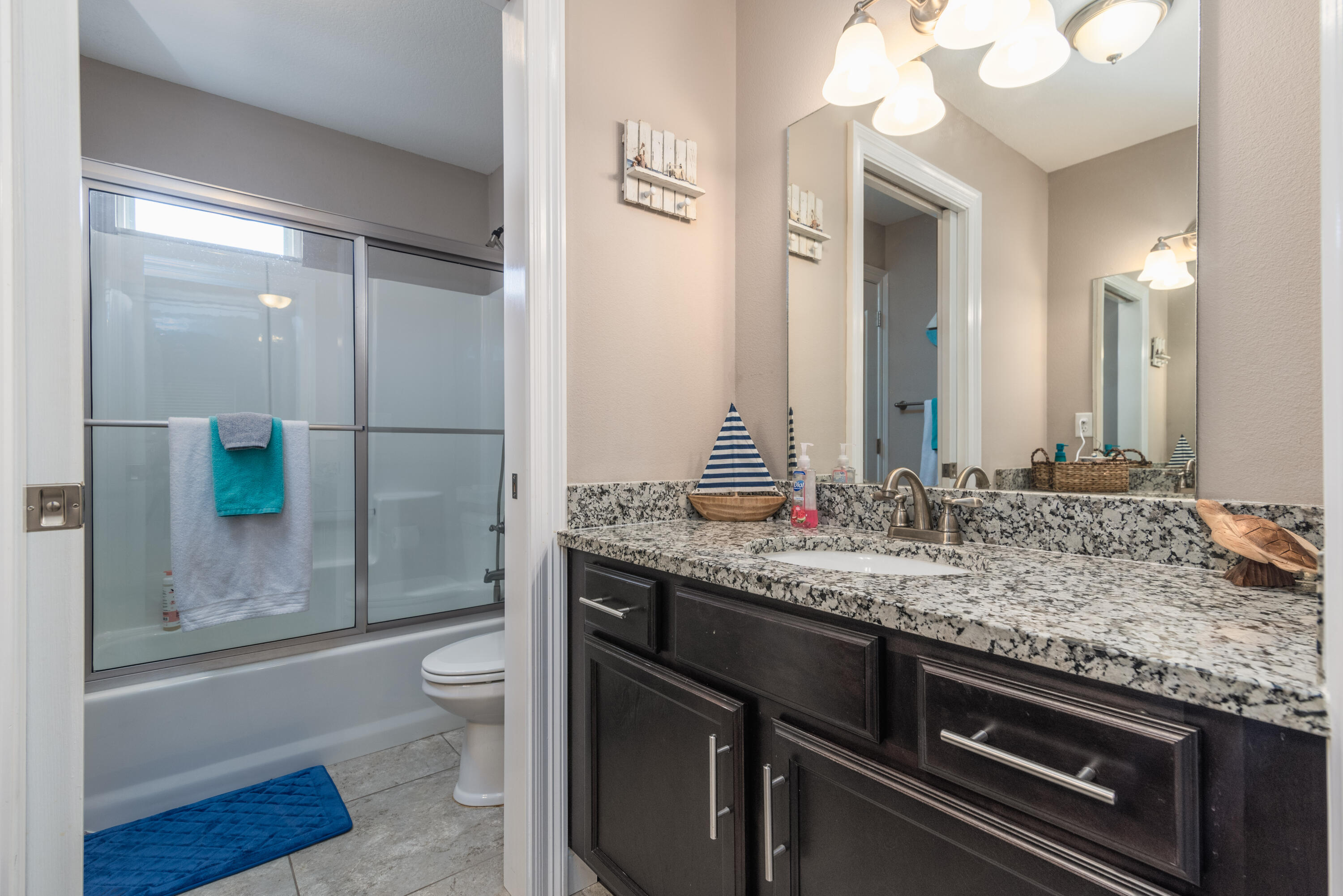 MAGNOLIA HARBOR - Residential