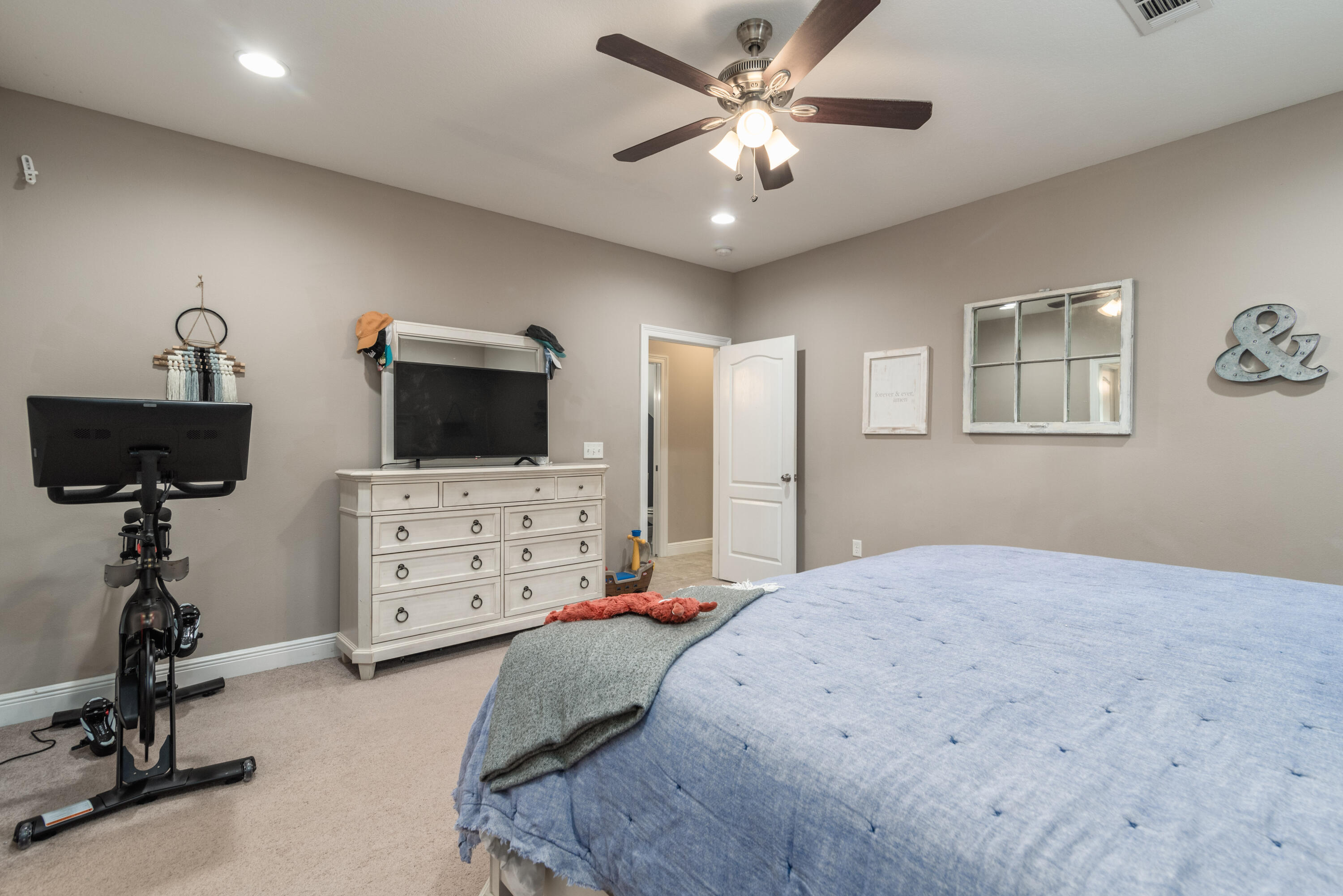 MAGNOLIA HARBOR - Residential