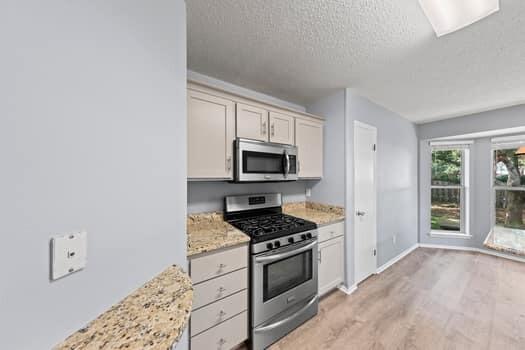 PARKWOOD LANE BLUEWATER BAY - Residential Lease