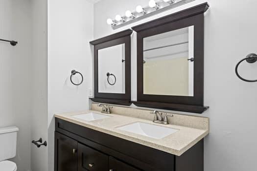 PARKWOOD LANE BLUEWATER BAY - Residential Lease