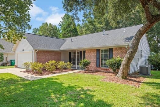 PARKWOOD LANE BLUEWATER BAY - Residential Lease