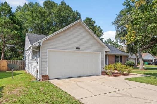 PARKWOOD LANE BLUEWATER BAY - Residential Lease