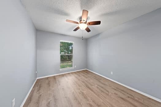 PARKWOOD LANE BLUEWATER BAY - Residential Lease