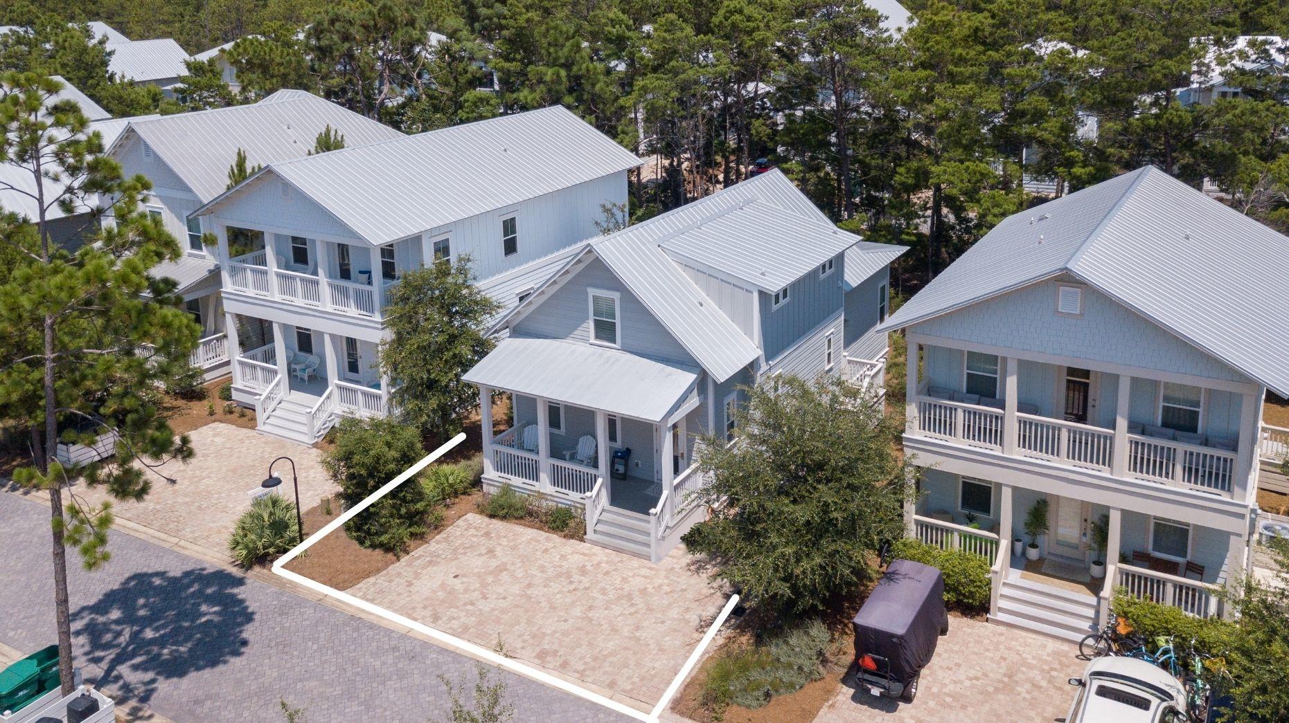 HIGHLAND PARKS AT BLUE MOUNTAIN BEACH - Residential