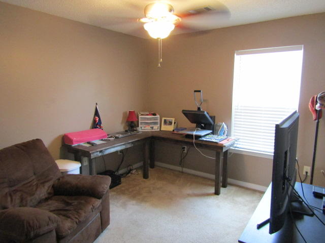 FAIRCHILD ESTATES - Residential