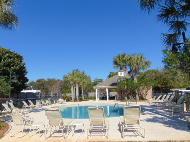 DIAMOND LAKES - Residential Lease