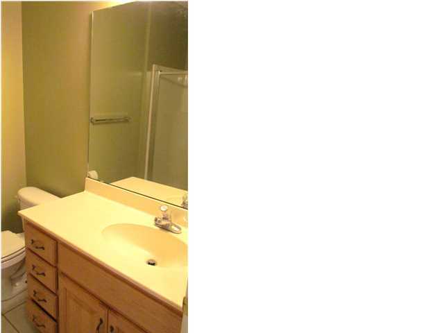 THE OAKS AT NICEVILLE PH I - Residential Lease