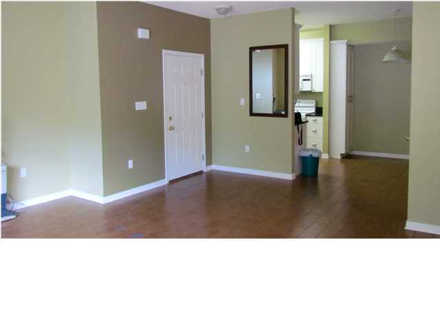 THE OAKS AT NICEVILLE PH I - Residential Lease