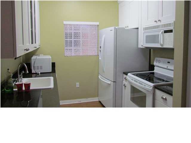 THE OAKS AT NICEVILLE PH I - Residential Lease