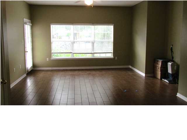 THE OAKS AT NICEVILLE PH I - Residential Lease