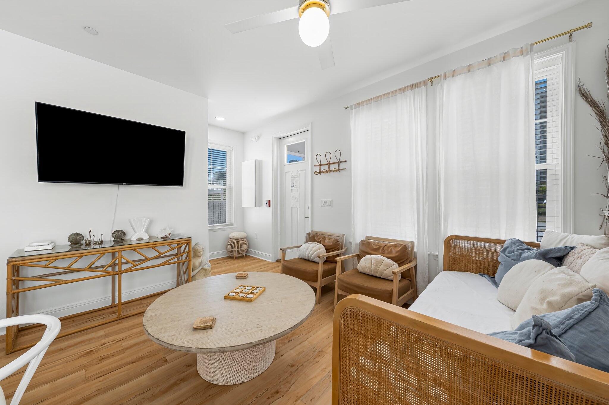 LONG BEACH 3RD ADDN - Residential