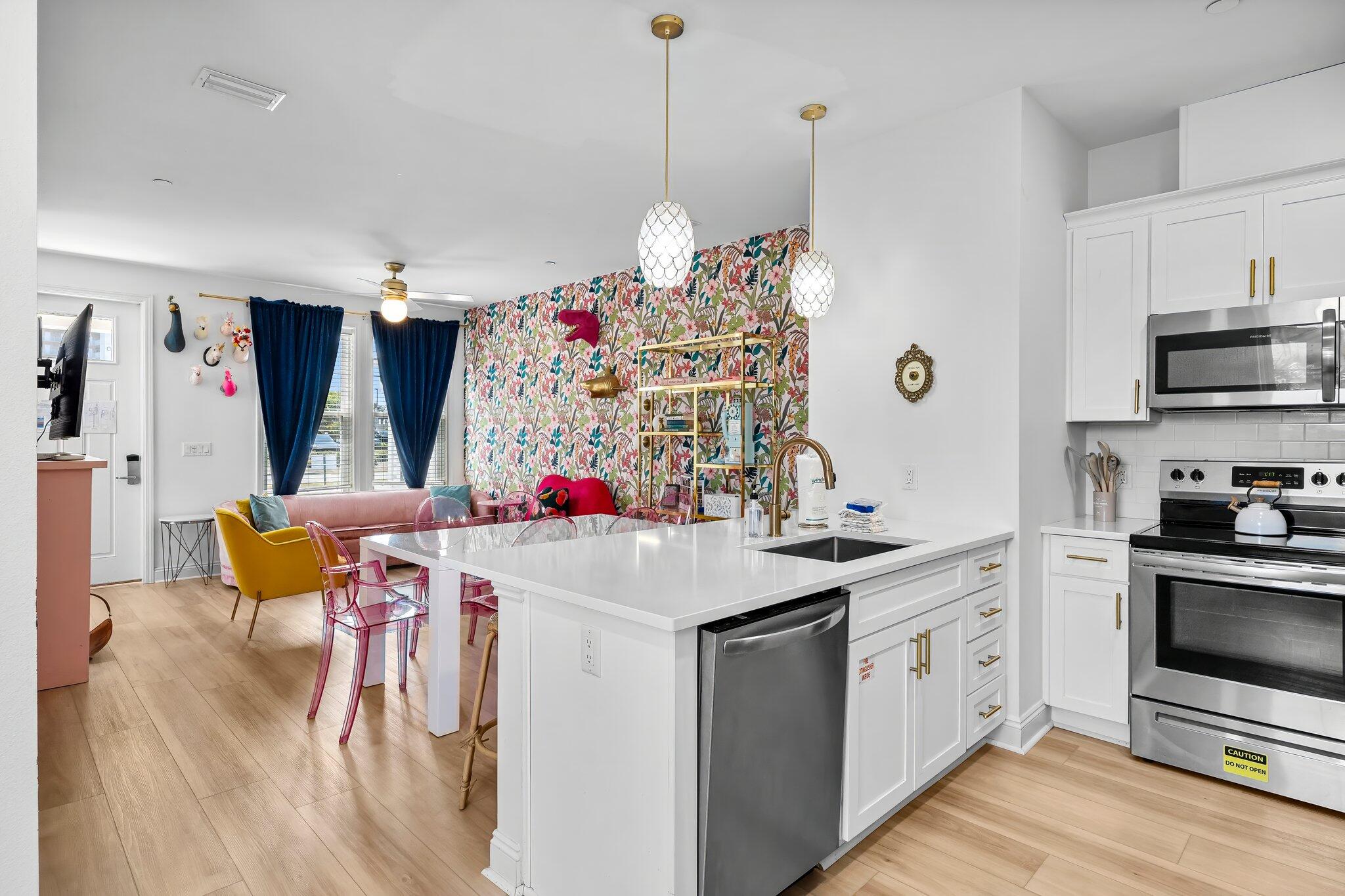 LONG BEACH 3RD ADDN - Residential