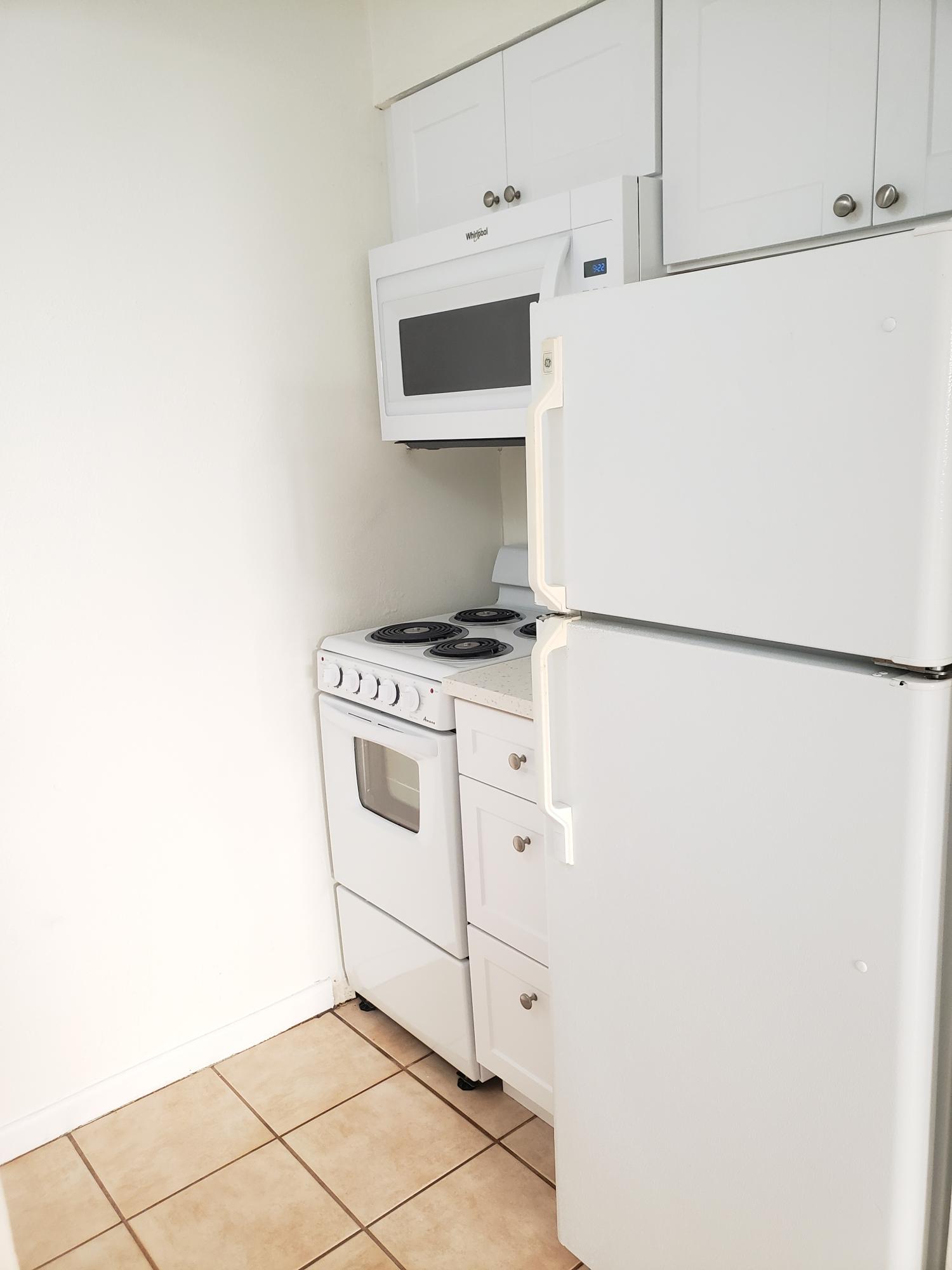 CEDARS CONDO - Residential Lease