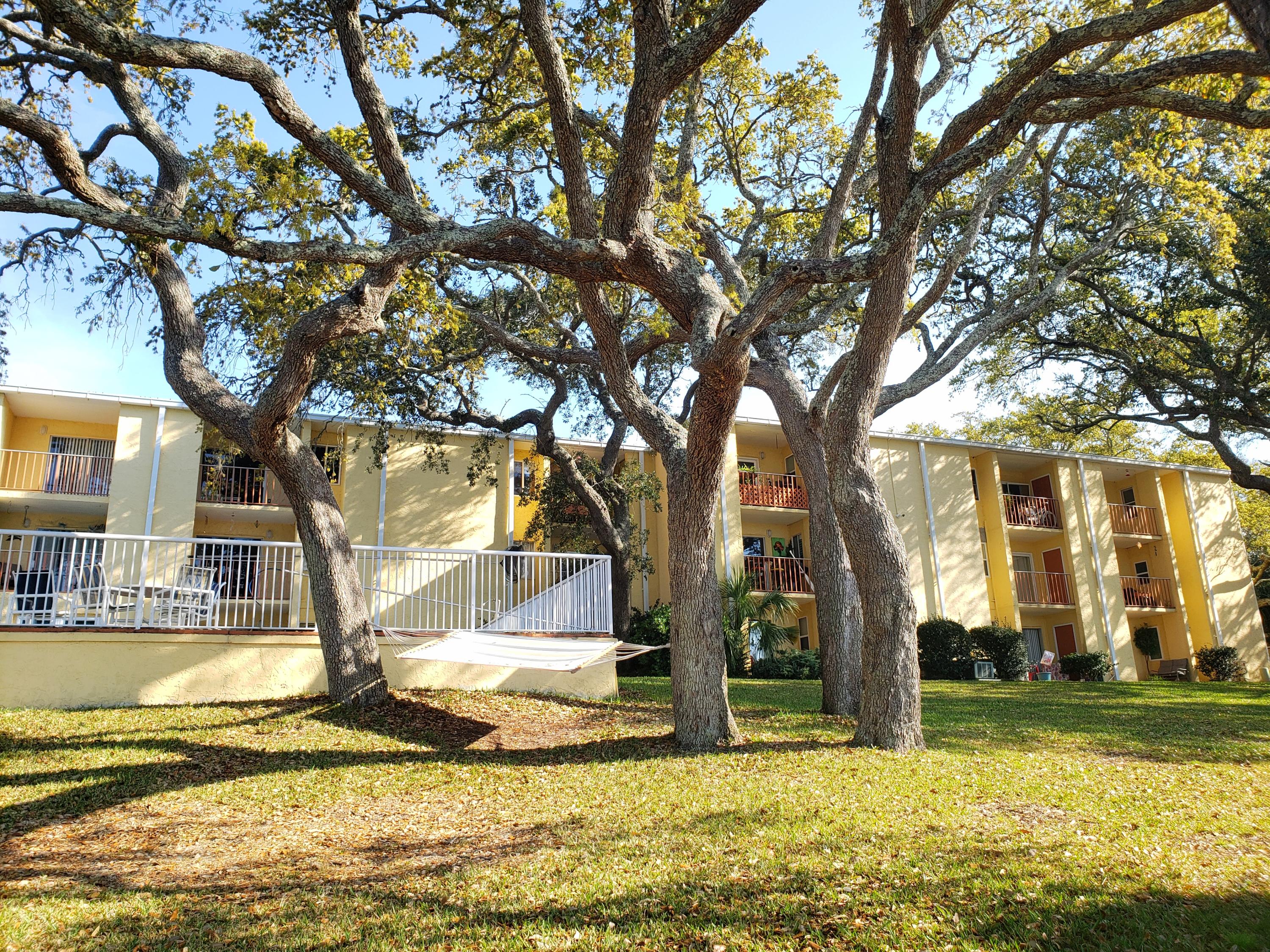 CEDARS CONDO - Residential Lease