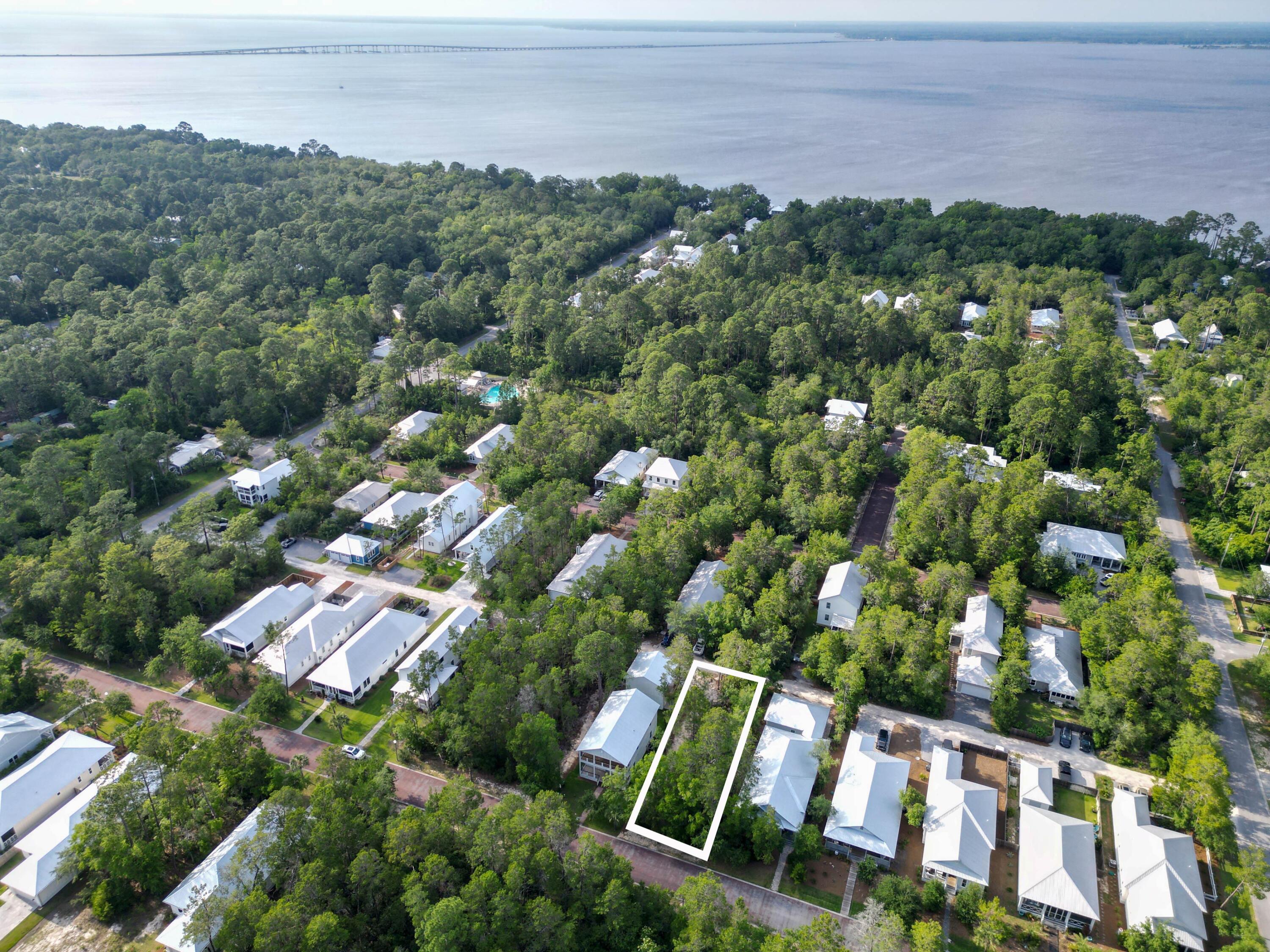 GRAYTON BAYOU - Land