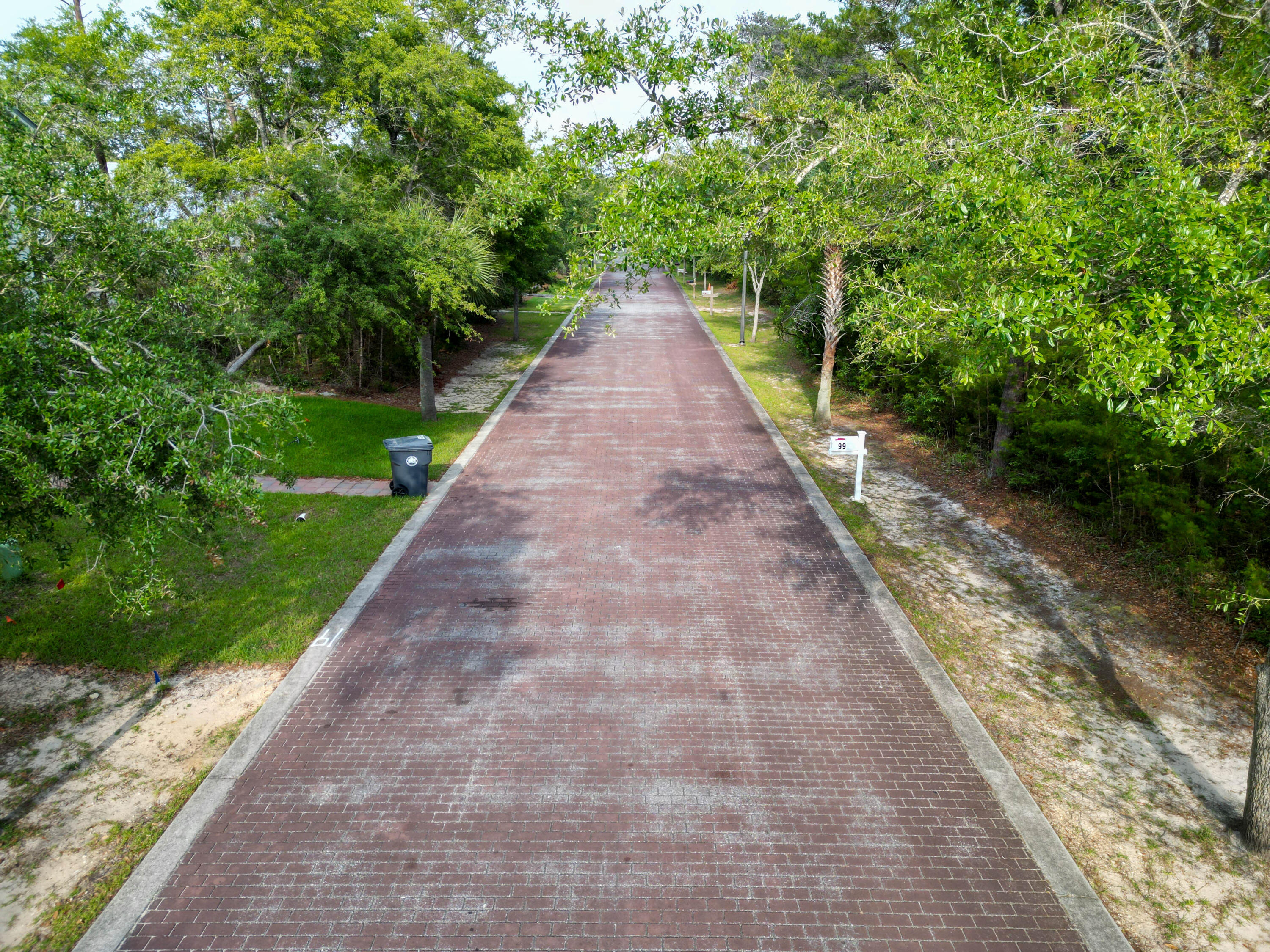 GRAYTON BAYOU - Land