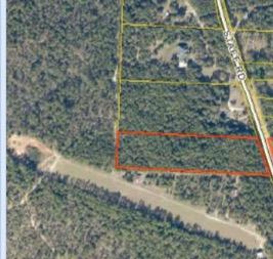 Perfect Home site for someone looking for small acreage parcel! This 3.22 acre parcel is conveniently located on Staff Rd, just off Old Bethel Rd and close to area schools and shopping! You'll feel like you have all the privacy and seclusive of country living without the long commute. These small acreage parcels are becoming hard to find, and this property is priced to sell. Staff Rd features large executive homes and small farm properties. Whether you are looking for a large unrestricted site to build your dream home, or you just want a small piece of the world to call your own this property is a must see. The property is wooded so you can maintain a good privacy buffer, or clear the whole thing... Don't miss out!